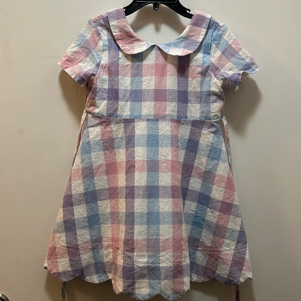 Sweet honey plaid dress with Peter Pan collar. Size 5y